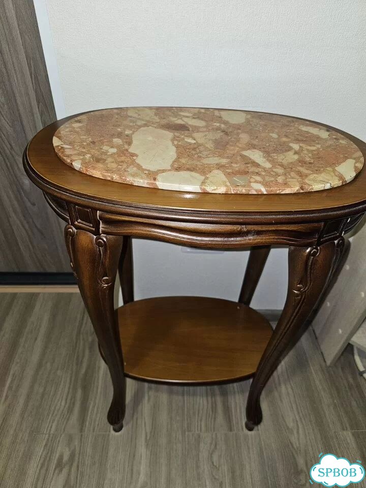 Винтажный столик фото 1
