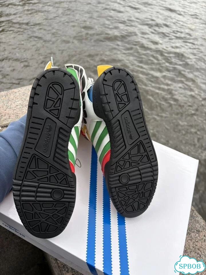 Кроссовки Jeremy Scott X Adidas Forum Wings Totem фото 10