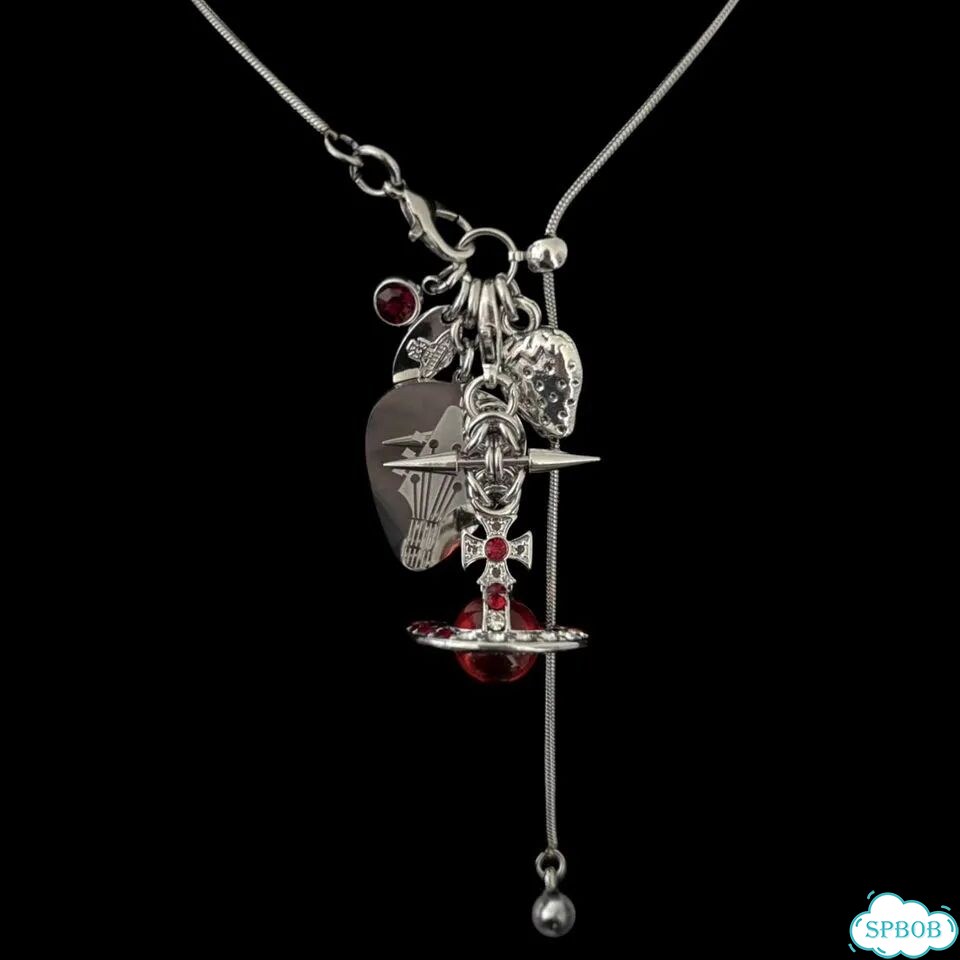 Украшение из соединительных колец C.C фото 1