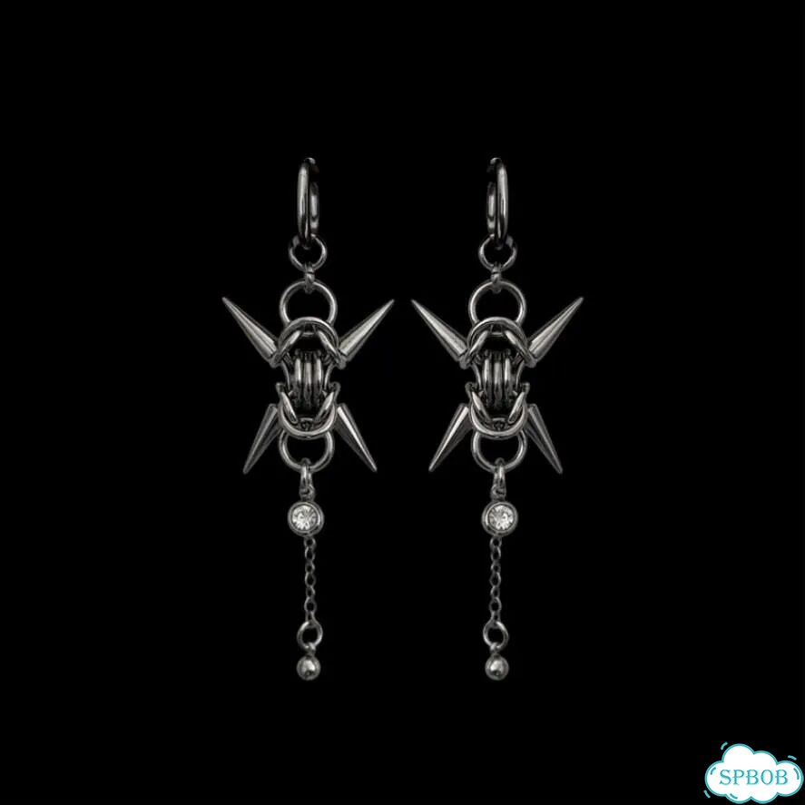 Украшение из соединительных колец C.C фото 7