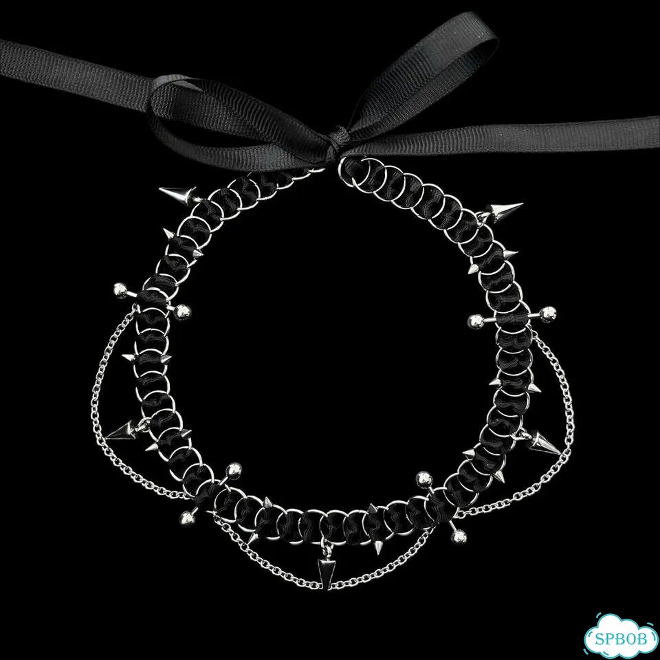 Украшение из соединительных колец C.C фото 8