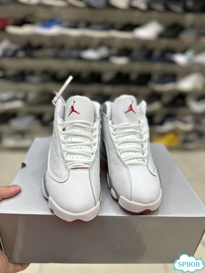 Кроссовки nike air jordan 13 retro фото 3