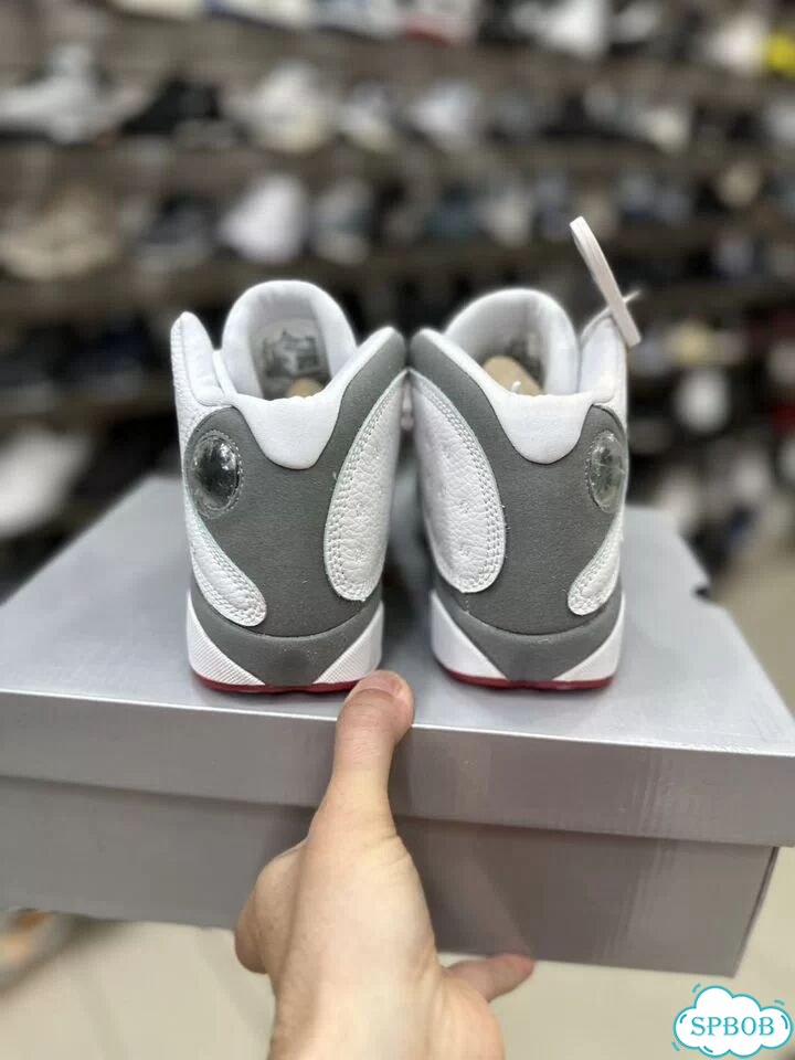 Кроссовки nike air jordan 13 retro фото 8