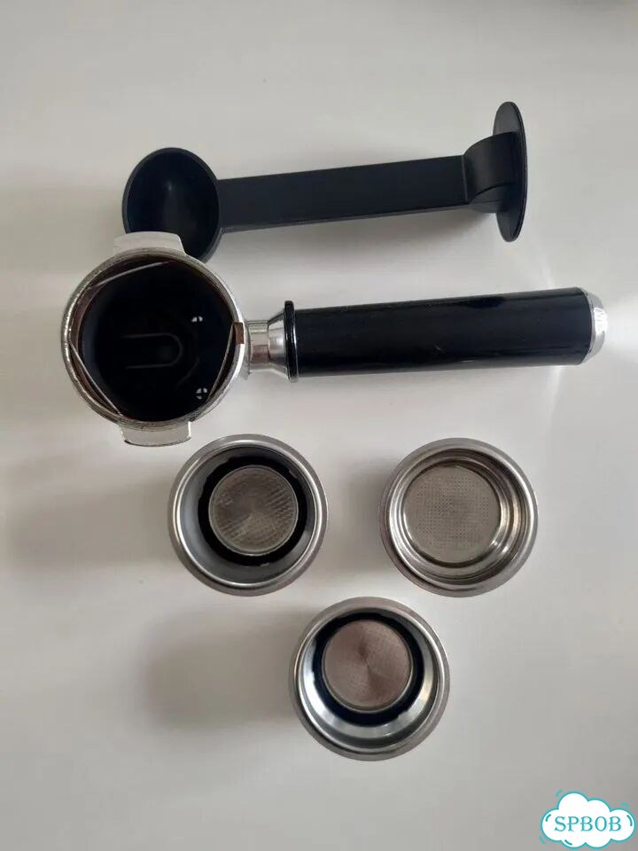 Кофеварка рожковая Delonghi ECP 31.21 фото 4