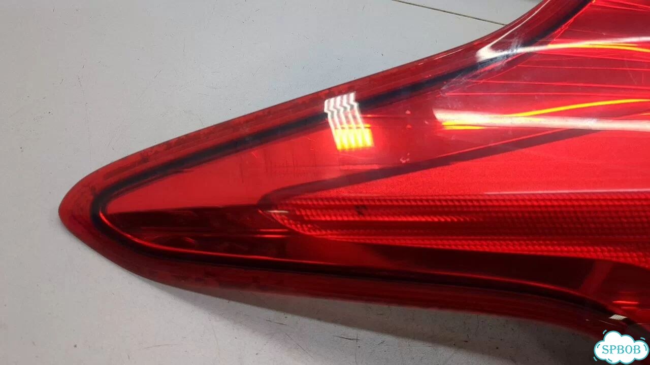 Фонарь (задний) левый Ford Focus 3 фото 4