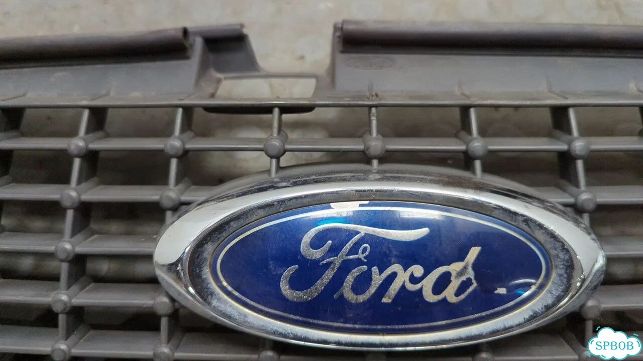 Решетка радиатора Ford Mondeo 4 фото 2