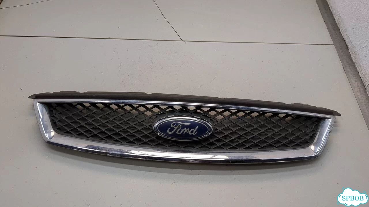 Решетка радиатора Ford Focus 2 фото 1