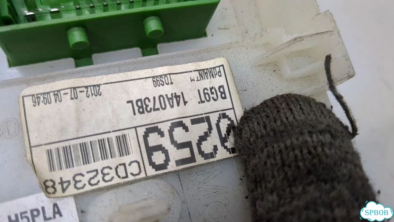 Блок предохранителей Ford Mondeo 4 фото 3