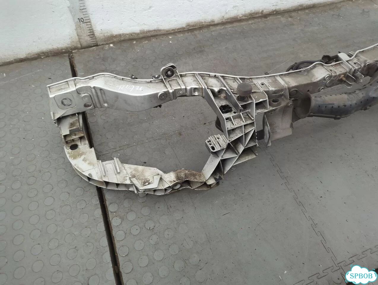 Рамка передняя Ford Focus 3 фото 3