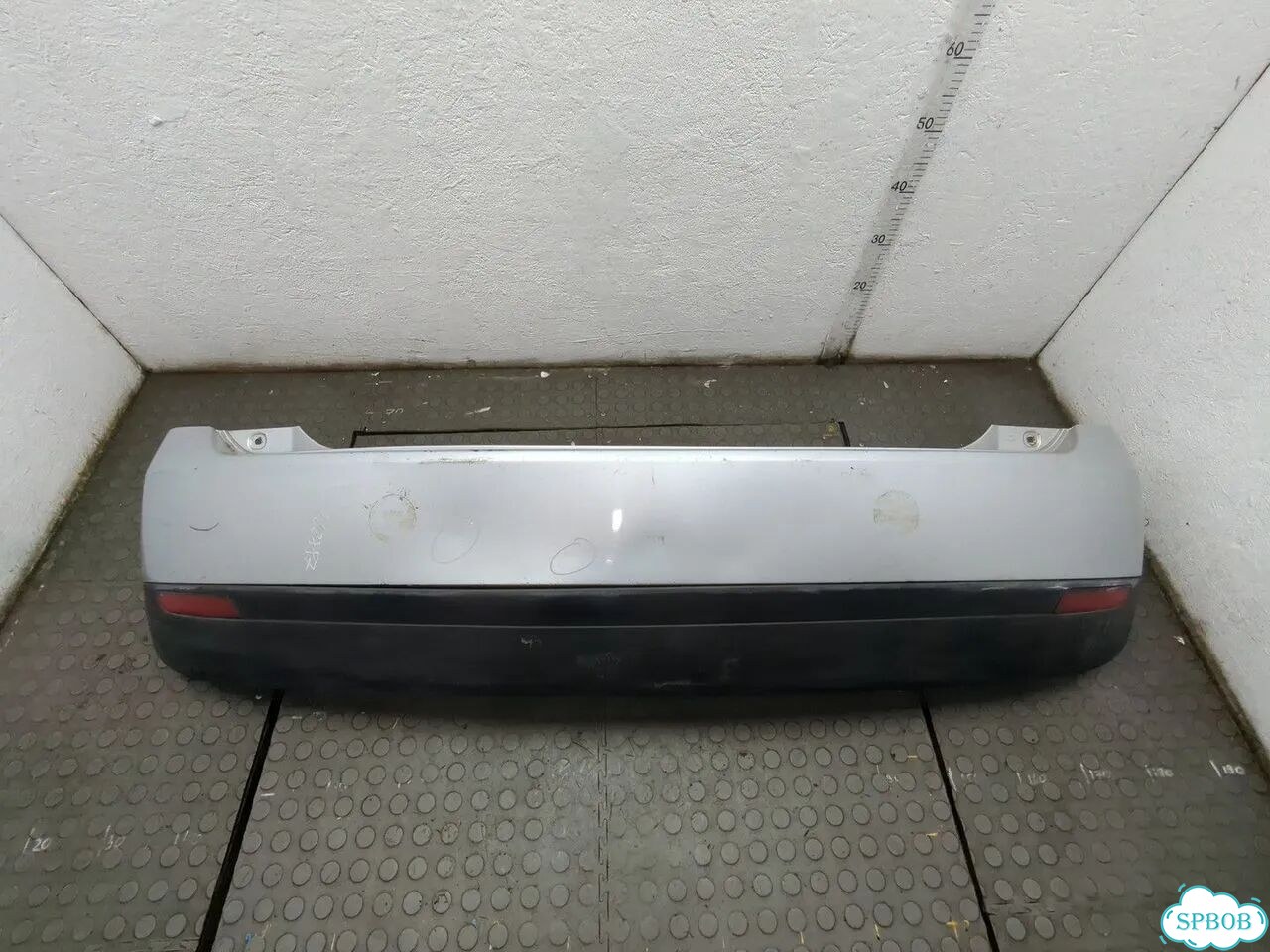 Бампер задний Ford Fiesta фото 1