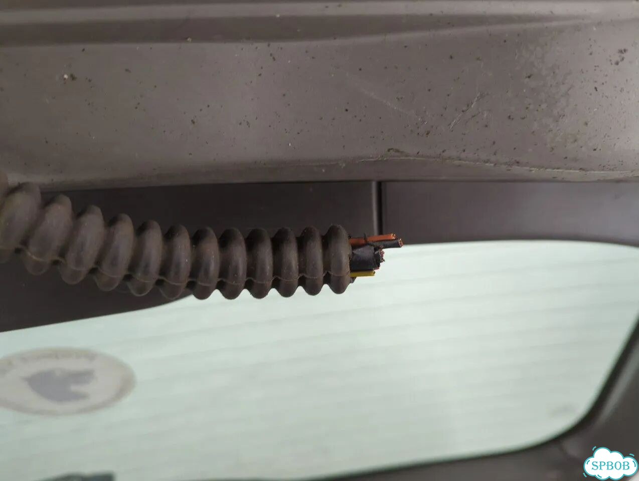 Крышка багажника Ford Focus 2 фото 7