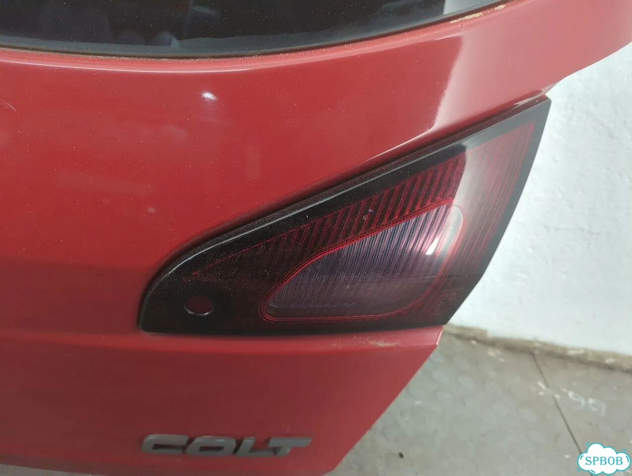 Крышка багажника Mitsubishi Colt фото 7
