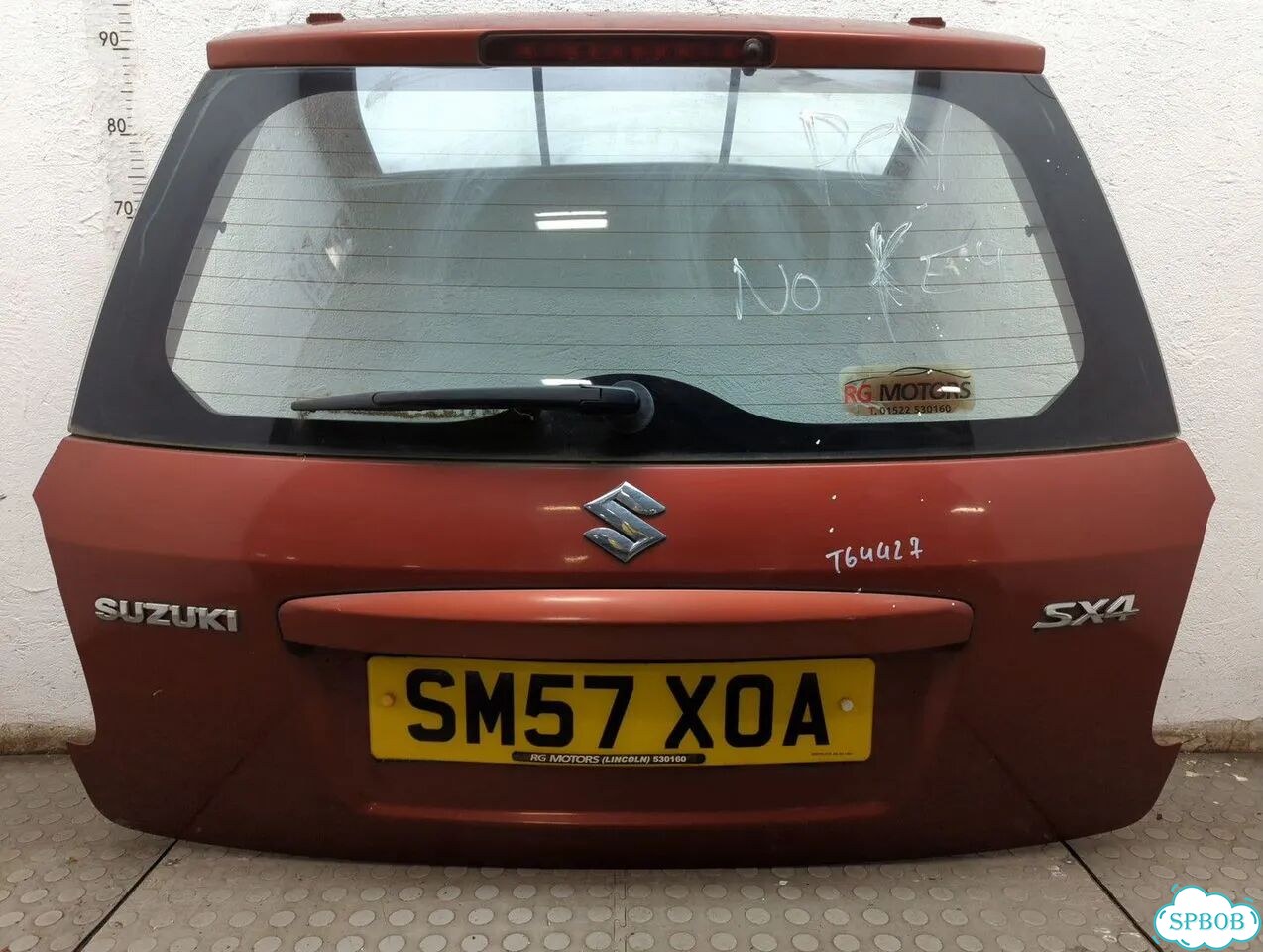 Крышка багажника Suzuki SX4 фото 2