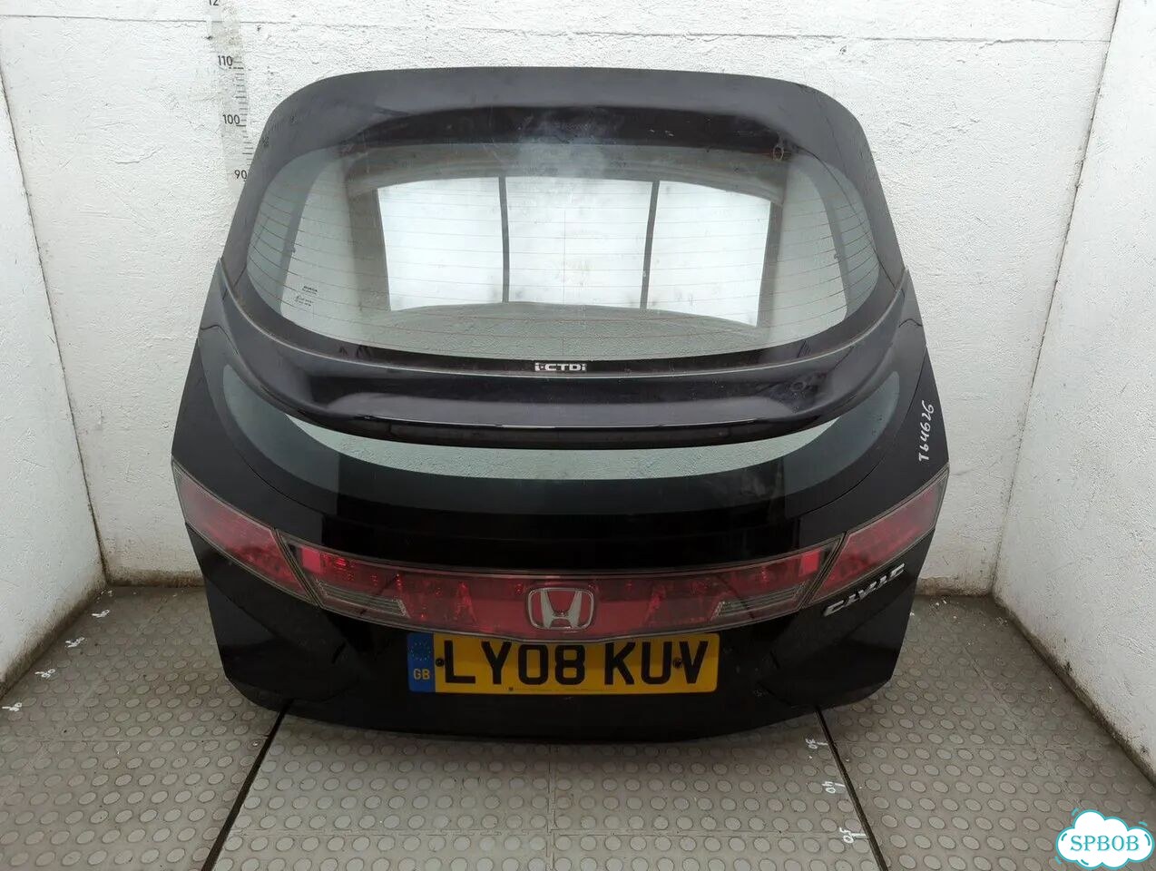 Крышка багажника Honda Civic фото 1