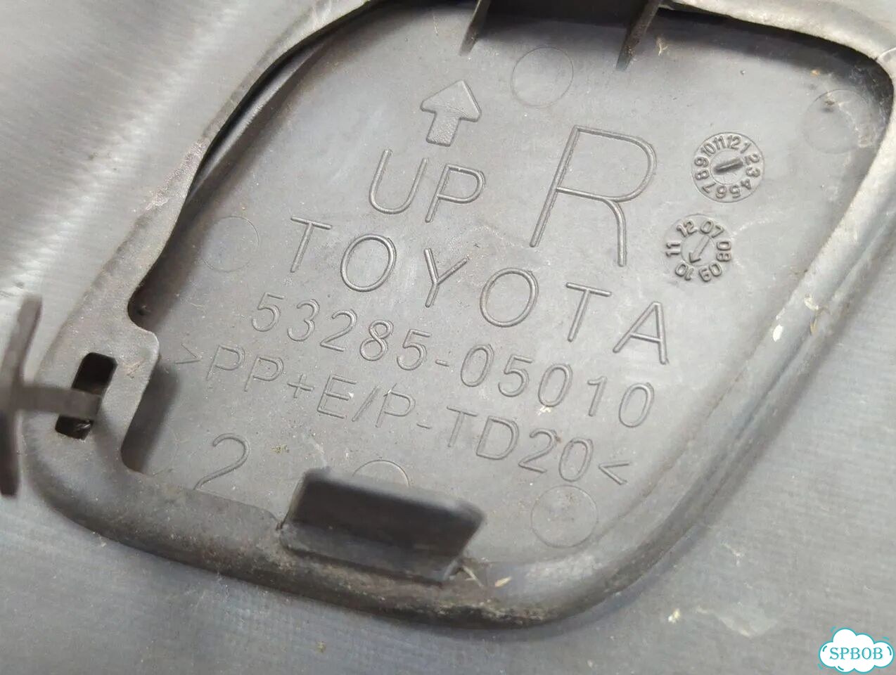 Бампер передний Toyota Avensis 3 фото 8