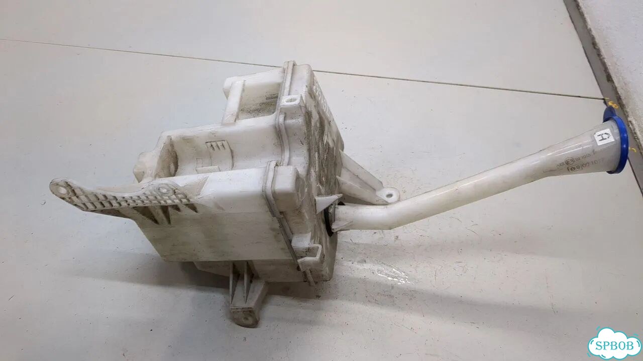 Бачок омывателя Toyota Verso фото 4