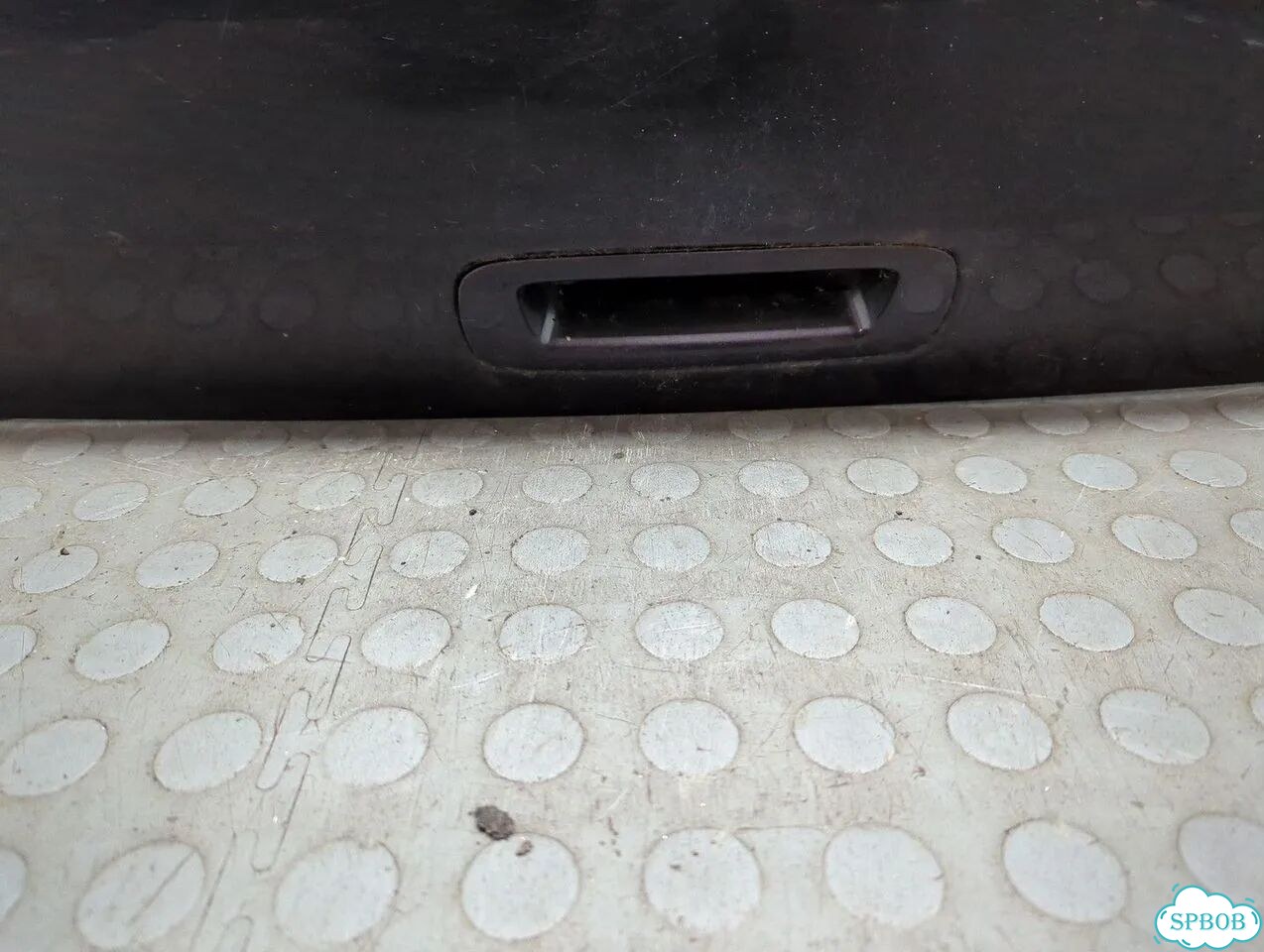 Крышка багажника Suzuki Swift фото 10