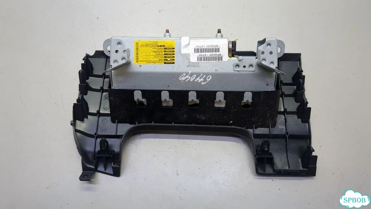 Подушка безопасности коленная Toyota Corolla E16 фото 3