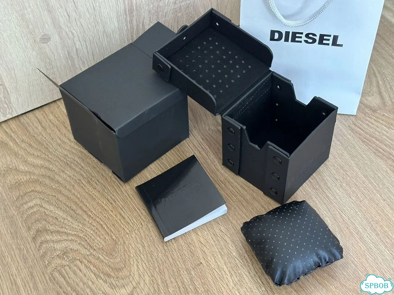 Коробка для часов Diesel фото 2