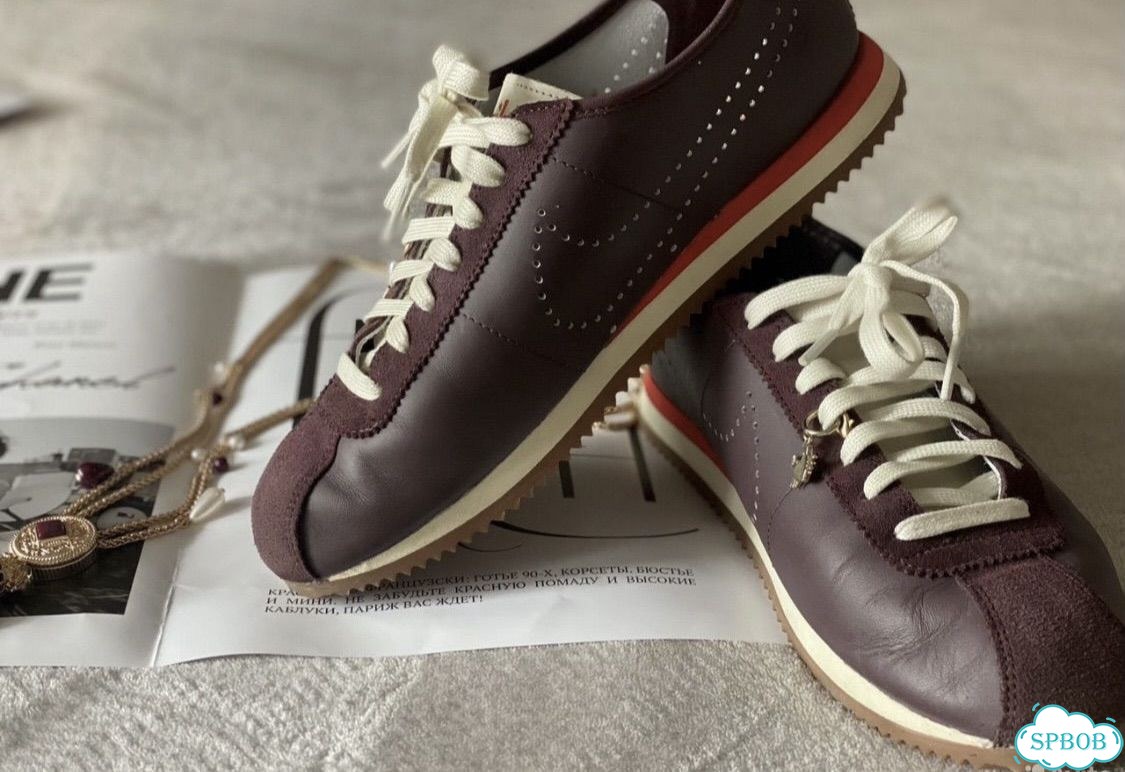 Кроссовки Nike Cortez 40 размер фото 4