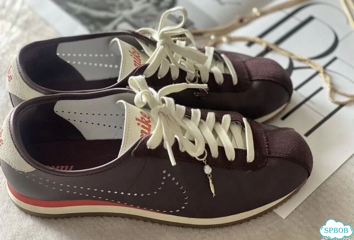 Кроссовки Nike Cortez 40 размер фото 6