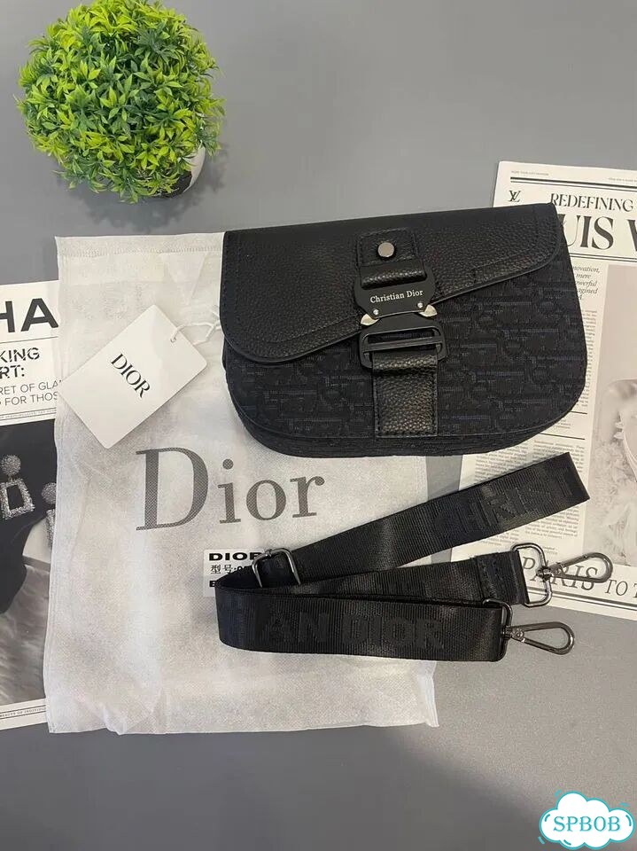 Мужская кожаная сумка dior фото 4