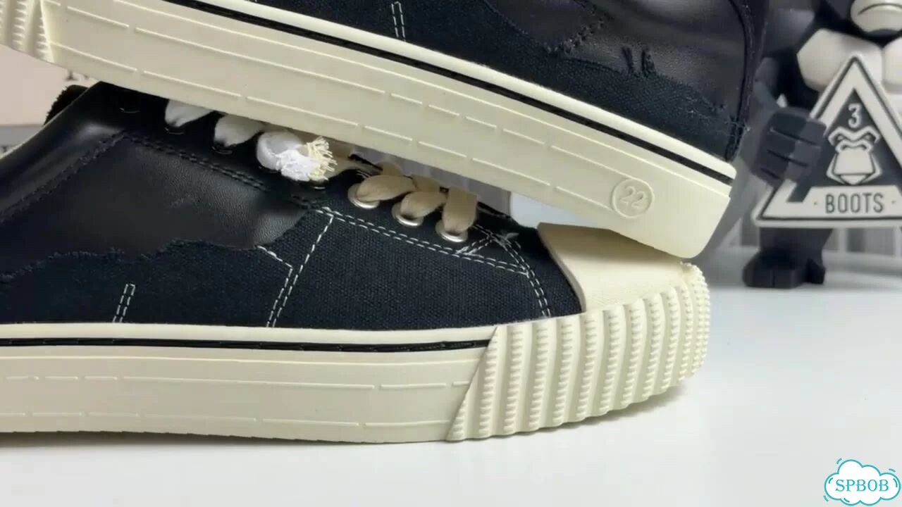 Maison Margiela Evolution Low Black фото 1