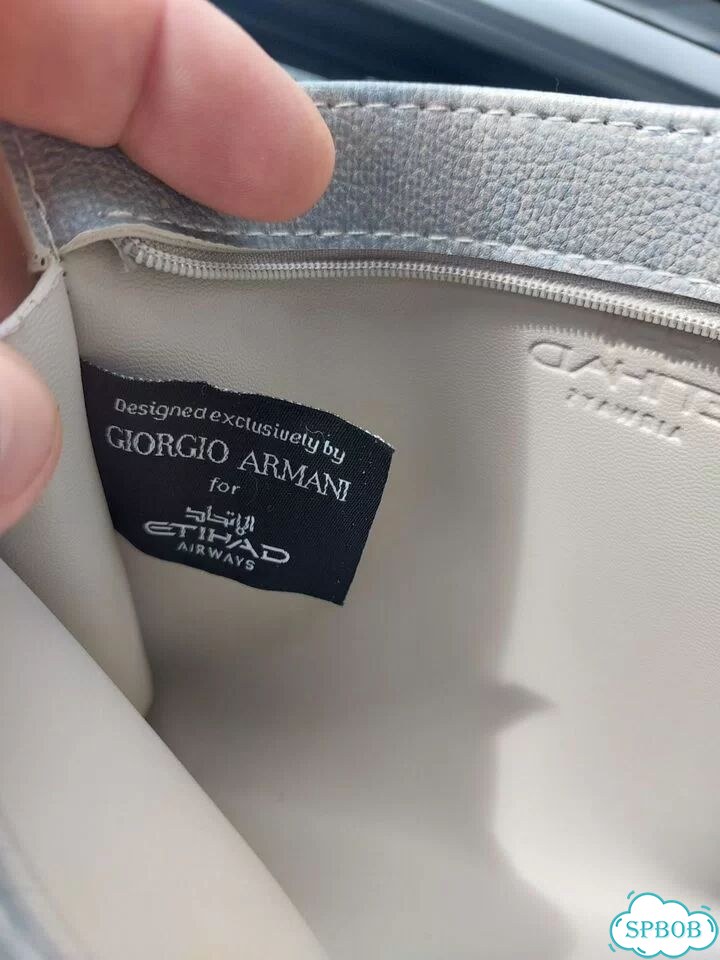 Косметичка Etihad Airways x Giorgio Armani (клатч) фото 5