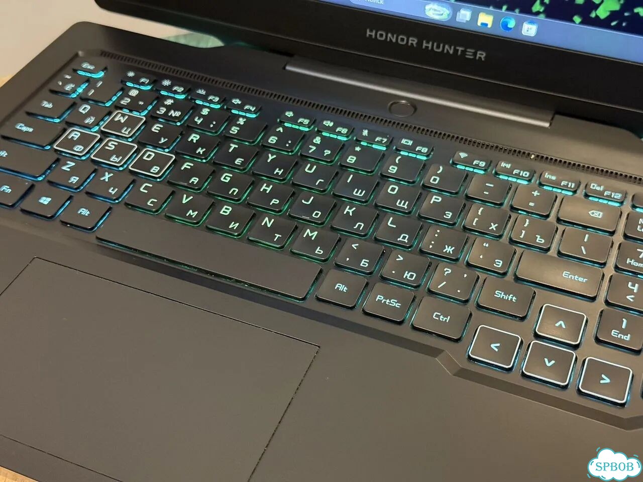 Honor Hunter RTX2060 / i7-10750H / 16RAM фото 3