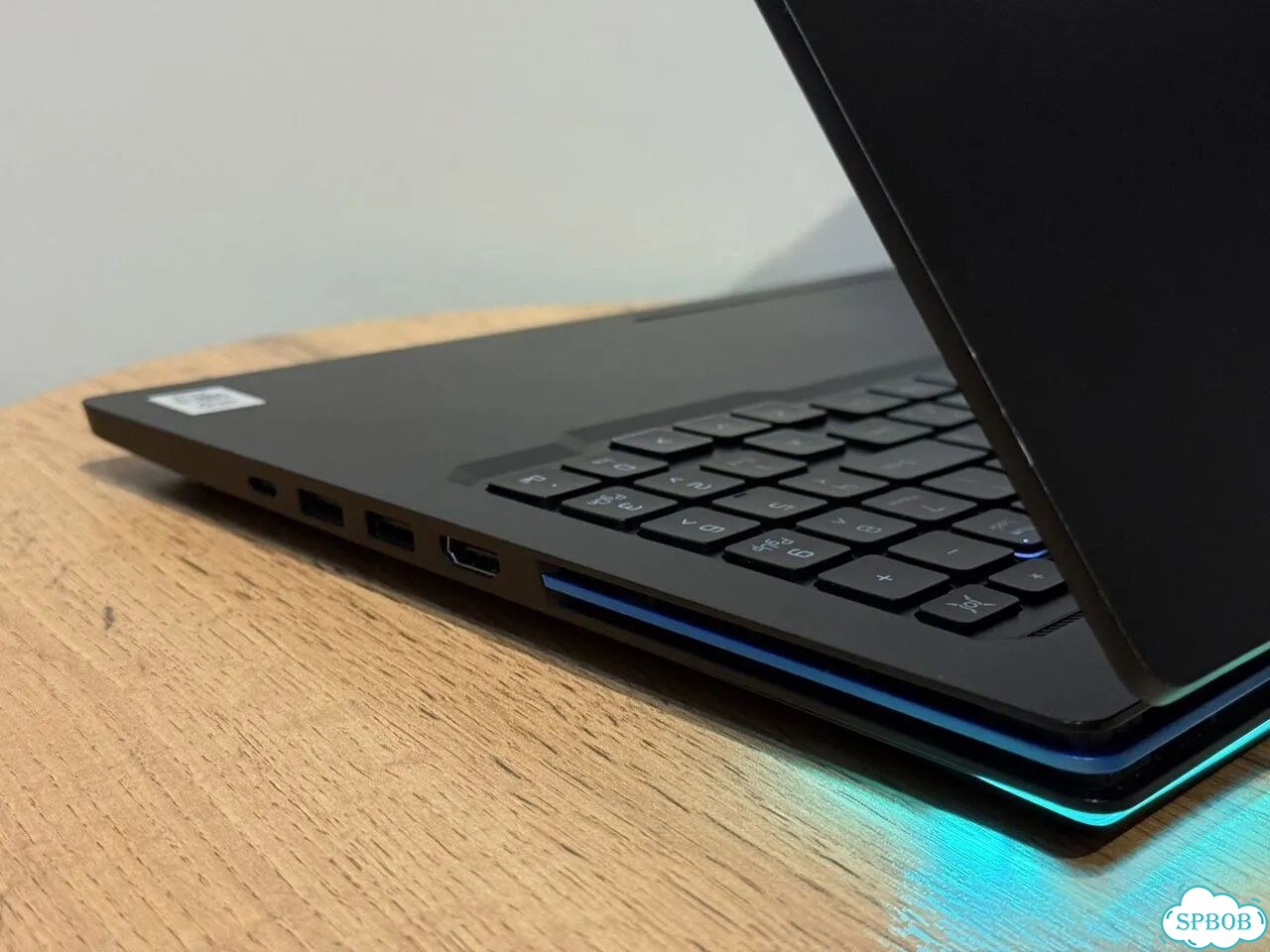 Honor Hunter RTX2060 / i7-10750H / 16RAM фото 6