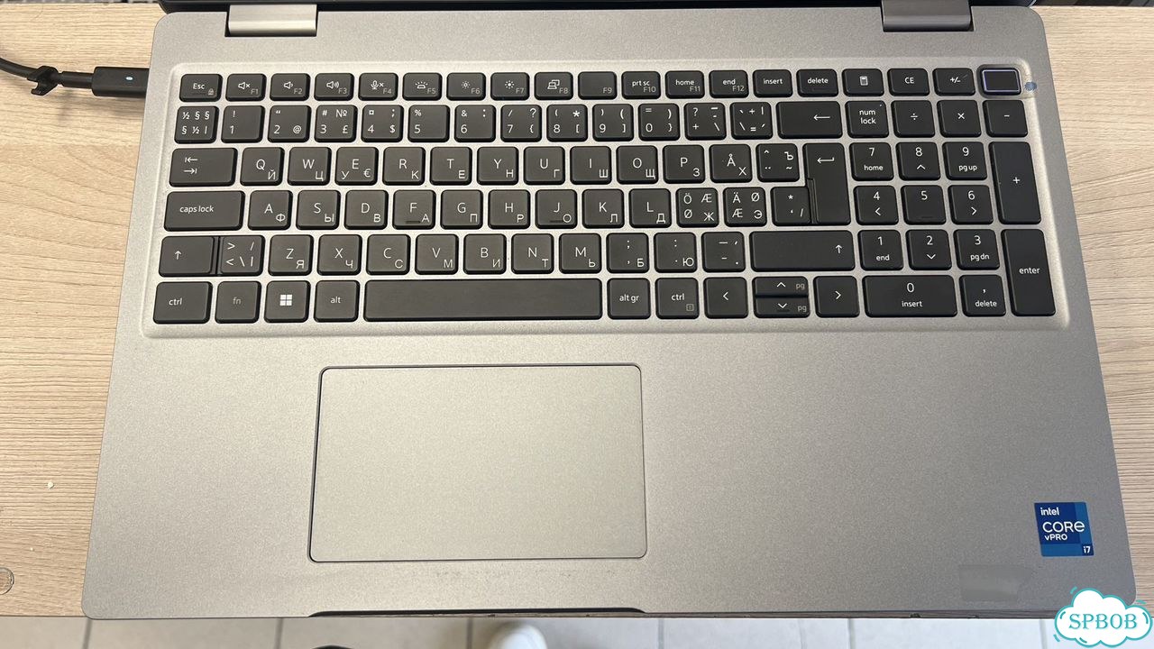 Dell Latitude 5520 i7/16/512/Iris Xe фото 5
