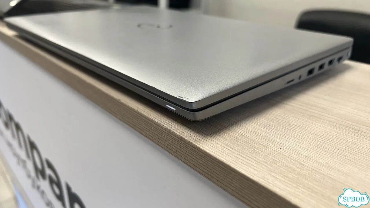 Dell Latitude 5520 i7/16/512/Iris Xe фото 8