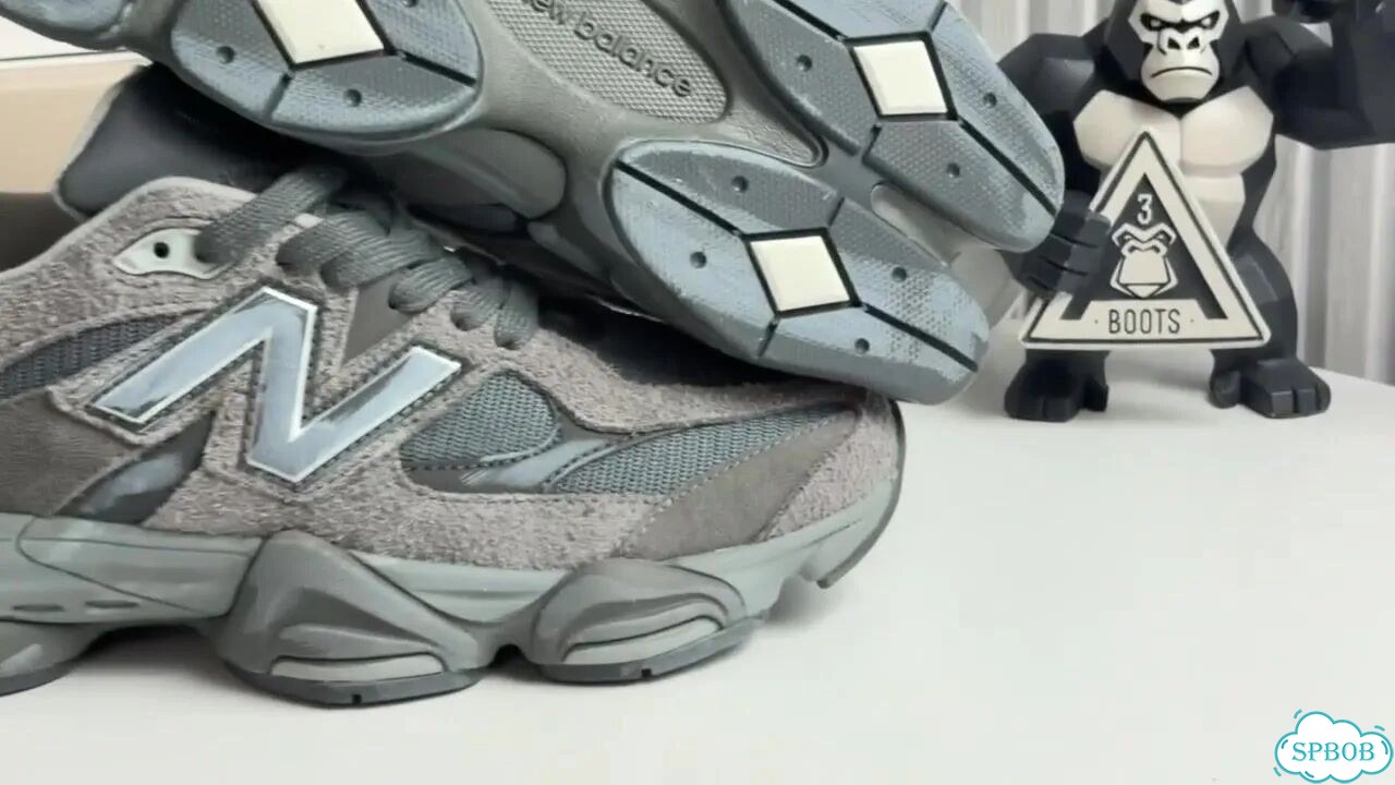 New Balance 9060 Magnet фото 1