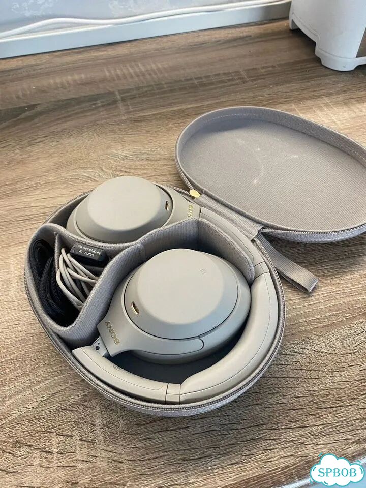 Sony WH-1000XM4 фото 1