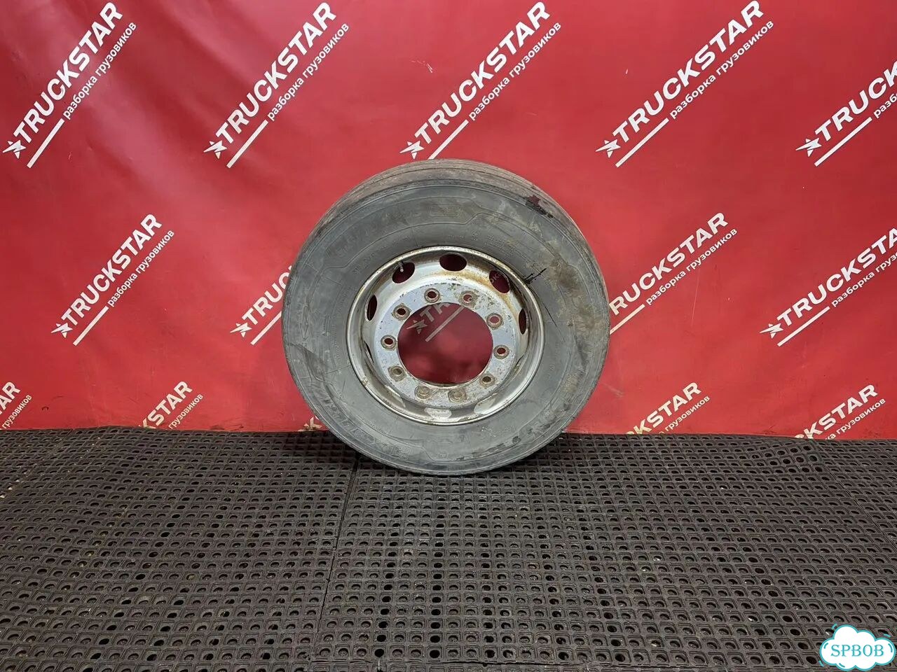 Колесо michlen X multi Z 315/70 фото 1