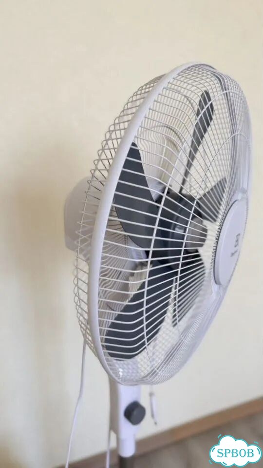 Вентилятор electrolux EFF-1003D фото 4