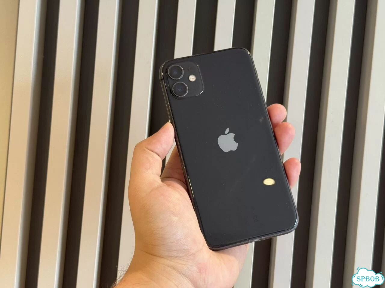 iPhone 11, 128 ГБ, SIM + eSIM фото 1