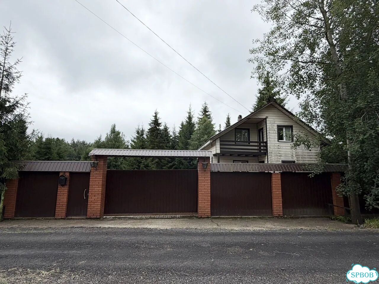 Дом 160 м² на участке 10 сот. фото 1