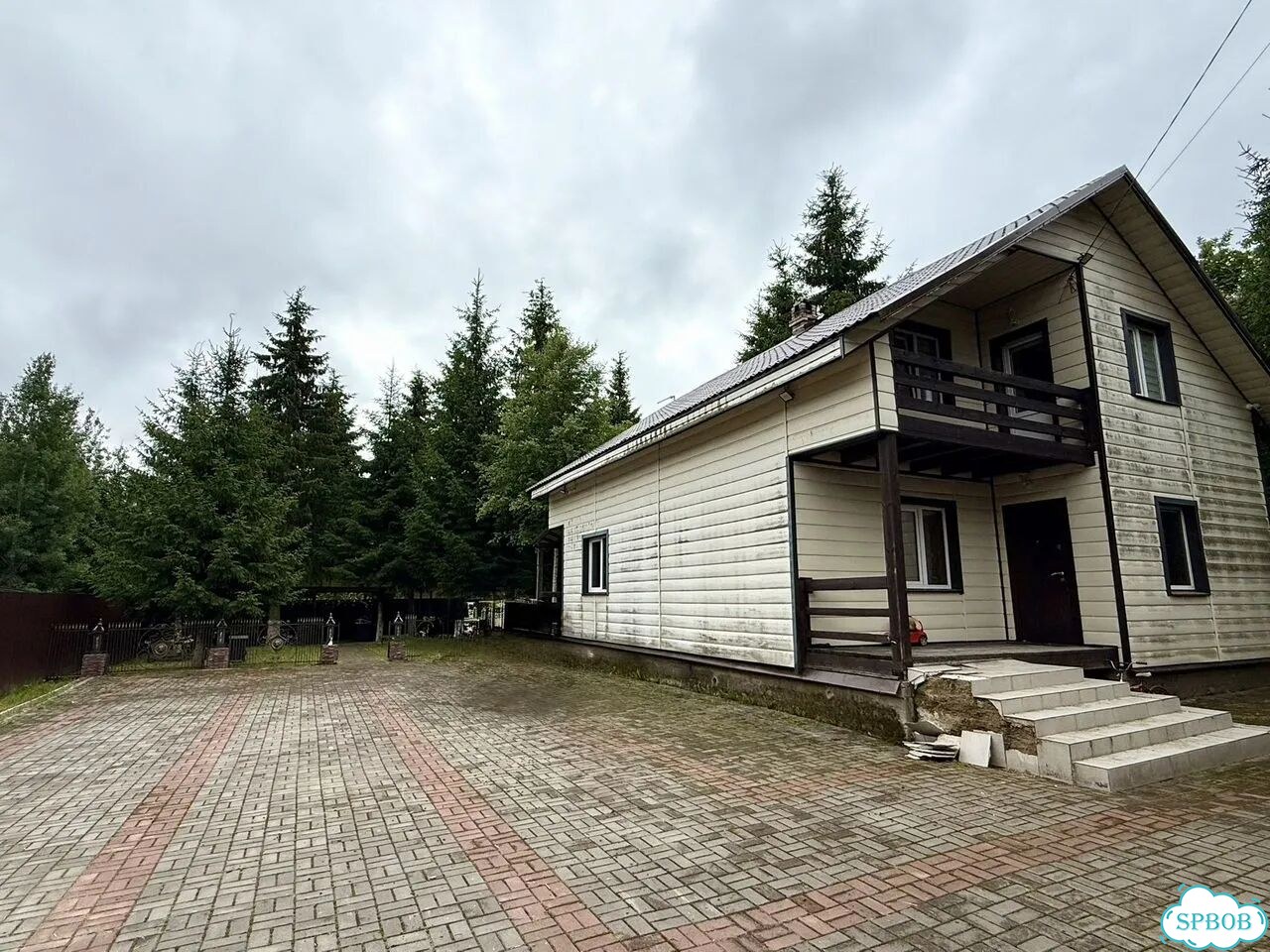 Дом 160 м² на участке 10 сот. фото 2