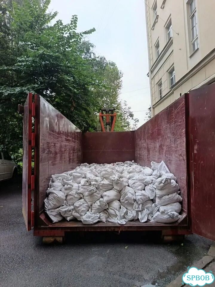 Вывоз мусора контейнером 27м3 фото 3