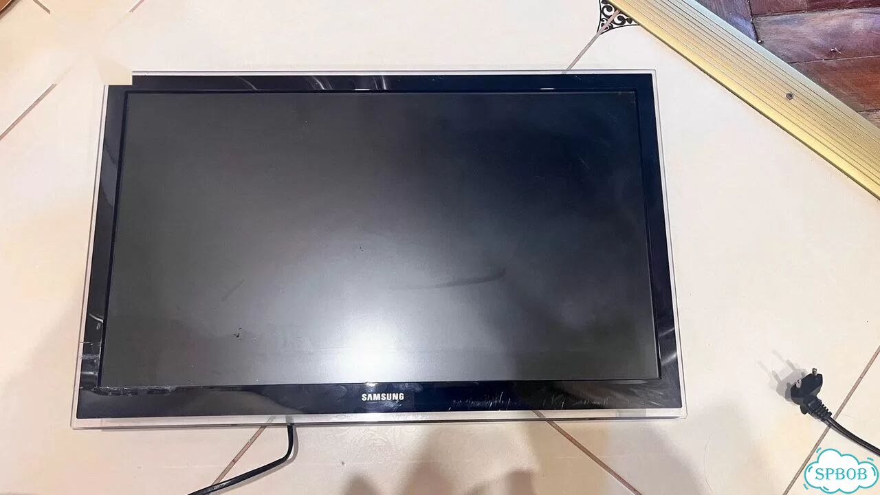 Телевизор samsung UE22H5600 фото 1