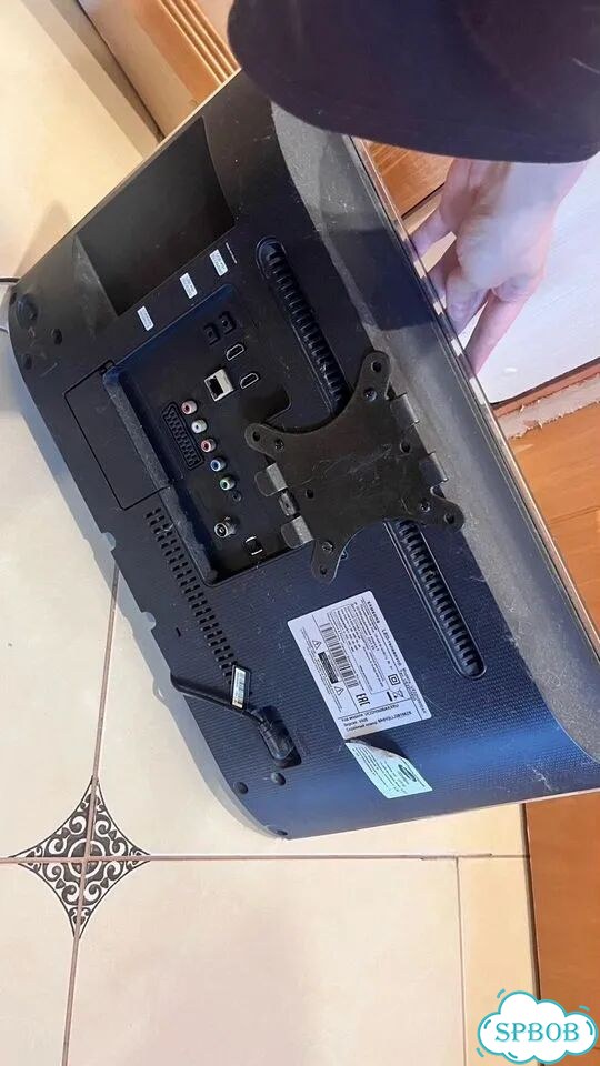Телевизор samsung UE22H5600 фото 2