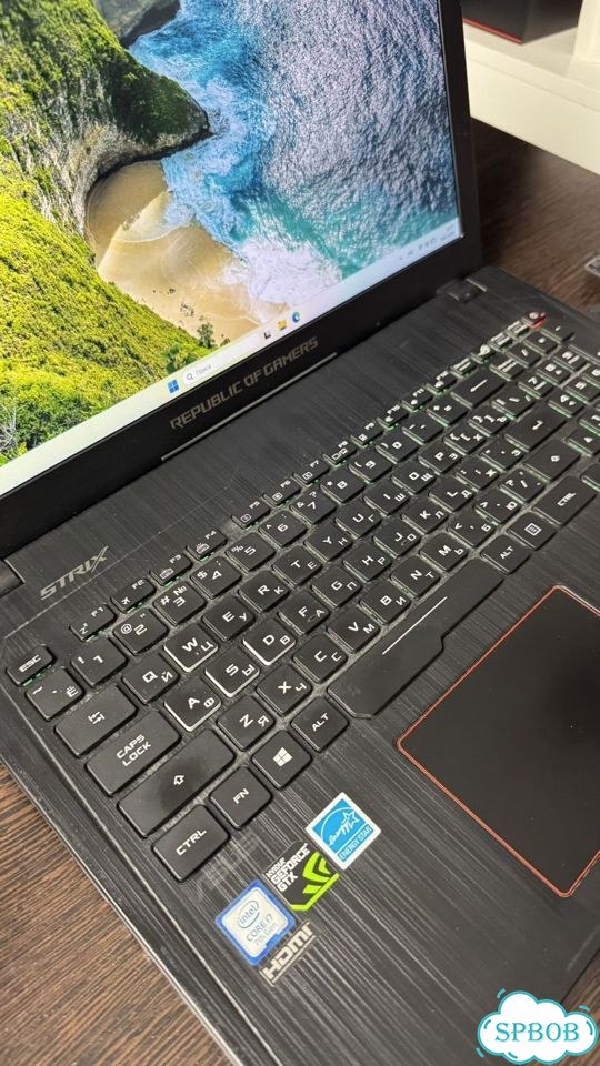 Asus ROG Strix GL553VE игровой ноутбук фото 2