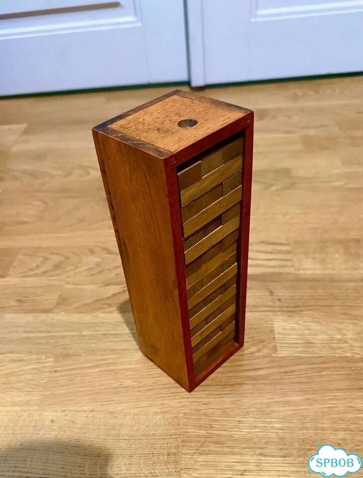 Настольная игра Jenga (Дженга) фото 1