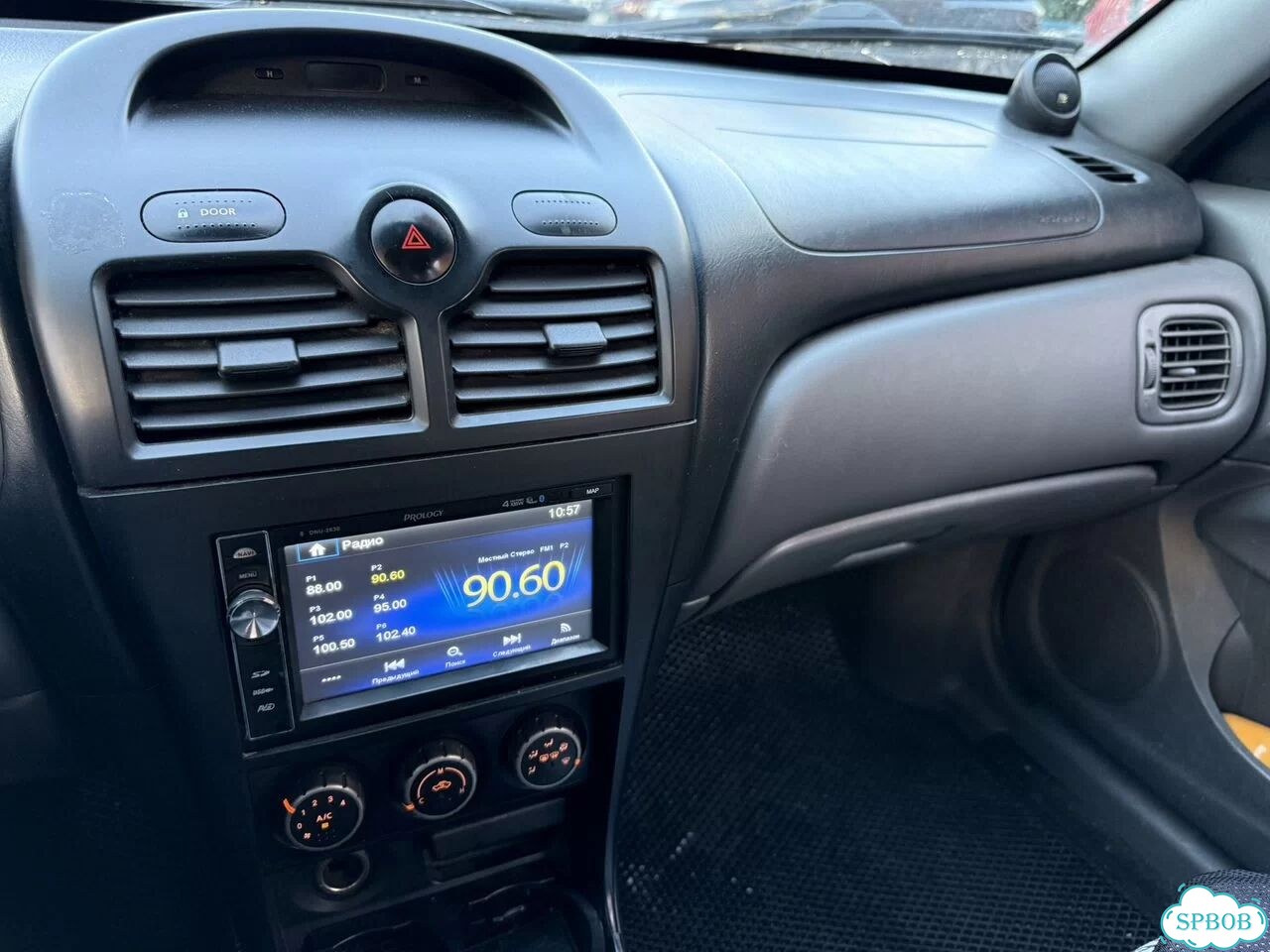 Nissan Almera Classic 1.6 MT, 2012, 350 000 км фото 9