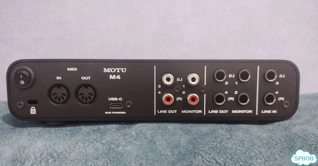 Motu M4 фото 2