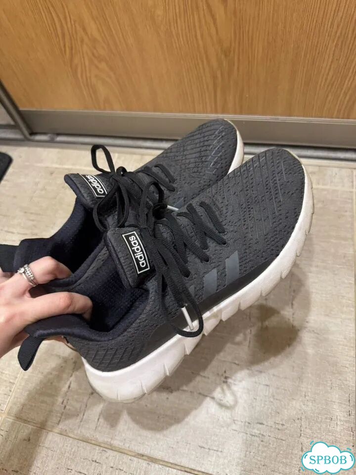 Кроссовки adidas фото 2