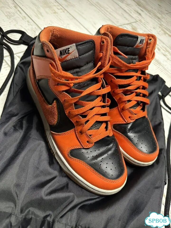 Кроссовки Nike Dunk High 'Chenille Swoosh фото 1