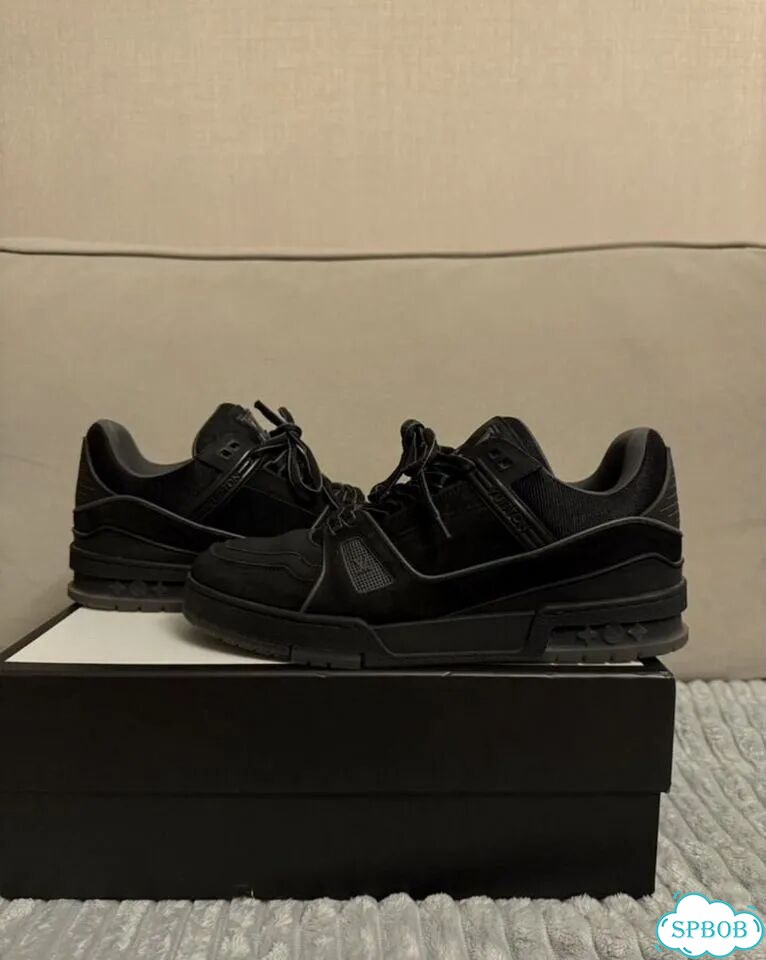 Louis Vuitton trainer оригинал фото 1