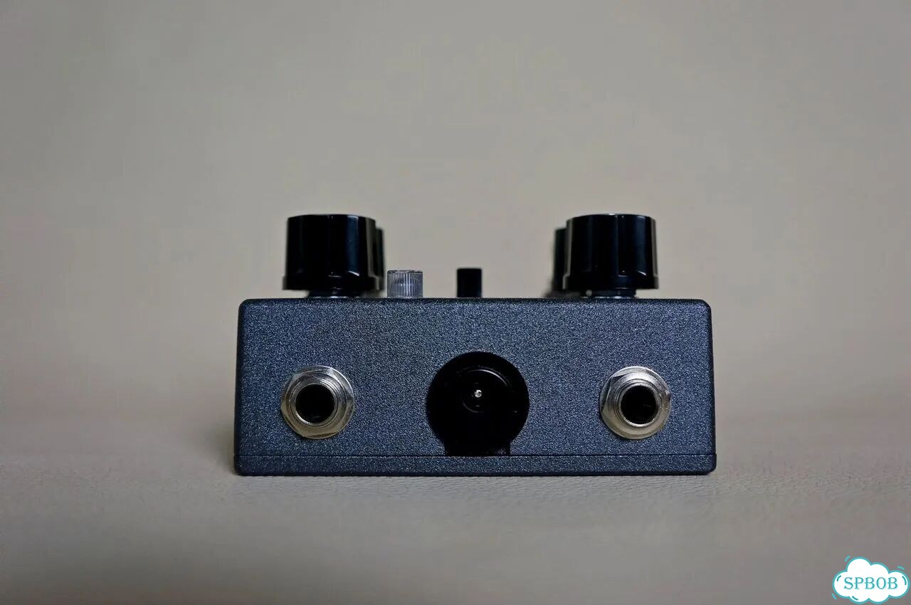 Педаль Эффектов Caroline IC Fuzz + Octave фото 3